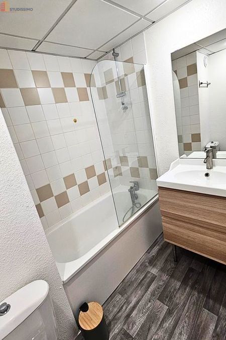 Studio meublé 20m² Angers 49100 - Parking, dernier étage - Photo 18