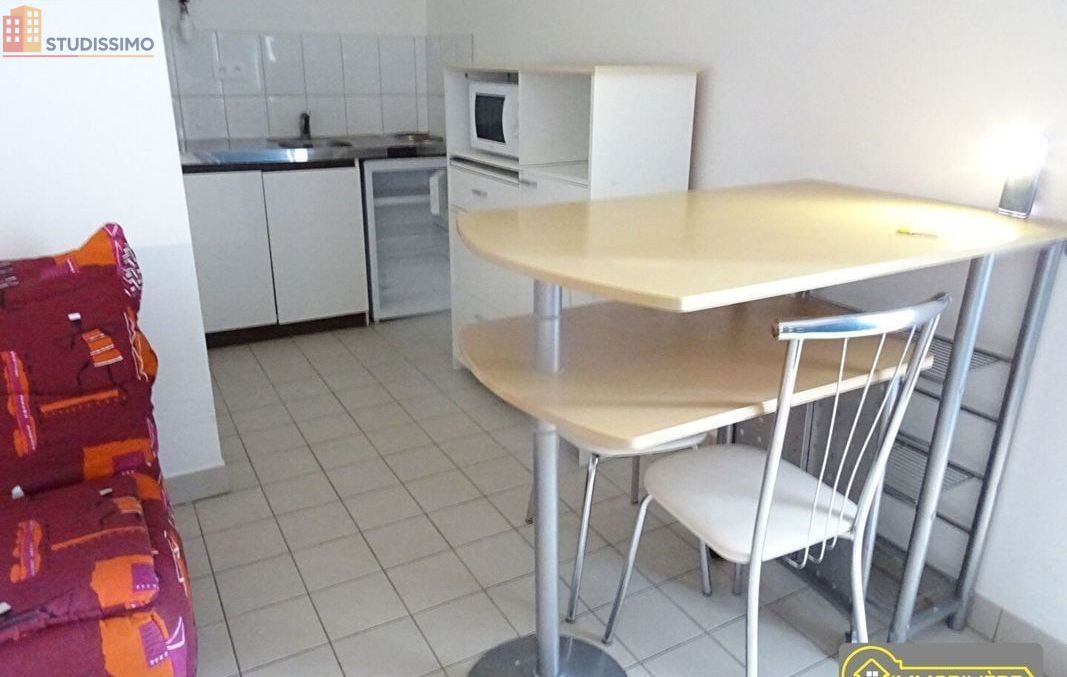 Studio meublé 20m² Saint-Hilaire-du-Harcouët - Meublé, clair - Photo 7