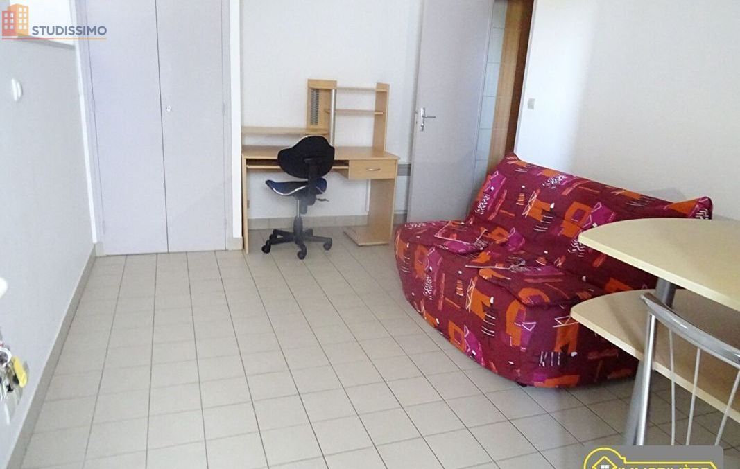 Studio meublé 20m² Saint-Hilaire-du-Harcouët - Meublé, clair - Photo 4
