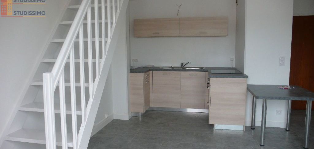 Studio 33m² Cholet 49300 - Duplex, dernier étage - Photo 10