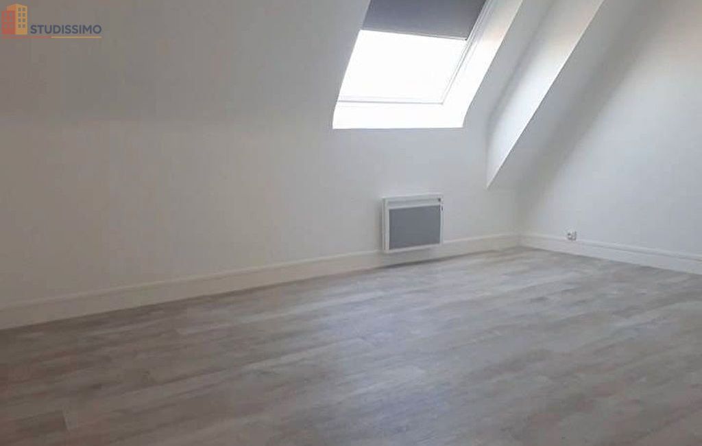 Studio 33m² Cholet 49300 - Duplex, dernier étage - Photo 8