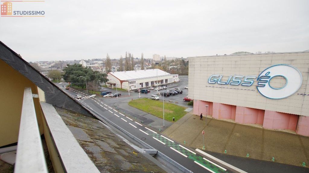 Studio 33m² Cholet 49300 - Duplex, dernier étage - Photo 6