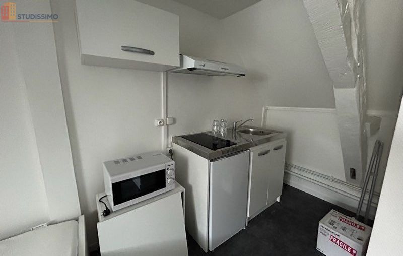 Studio meublé 18m² Segré-en-Anjou Bleu - Hyper centre, meublé - Photo 2