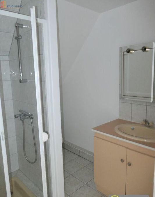 Studio meublé 28m² Mortain-Bocage - Meublé, 3e étage - Photo 2