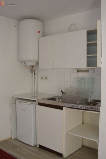 Studio 21m² Angers 49000 - Meublé, calme - Photo 8