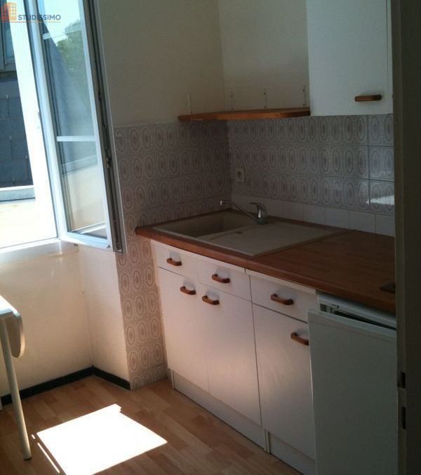 Studio meublé 21m² Angers 49100 - Calme, proche tram - Photo 2