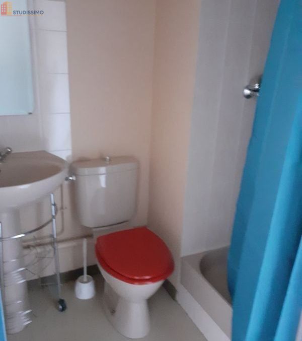Studio meublé 20m² Angers 49000 - Pour étudiant, lumineux - Photo 7