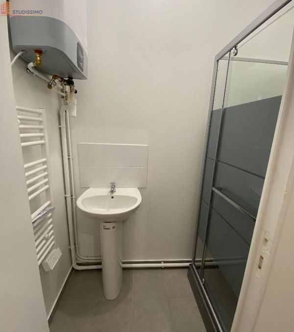 Studio 25m² Baugé-en-Anjou - 1er étage, lumineux - Photo 9