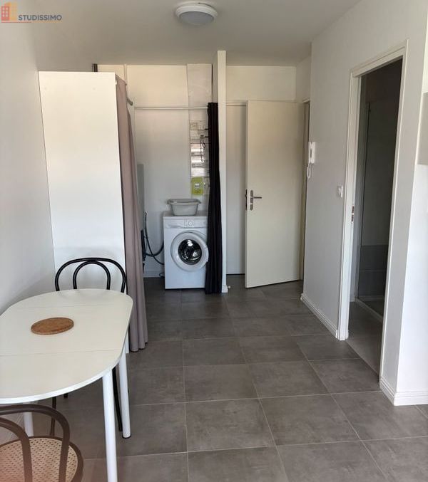 Studio meublé 22m² Angers 49000 - Lumineux, proche écoles - Photo 11