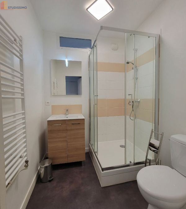 Studio meublé 27m² Cholet - Lumineux, 2e étage - Photo 3