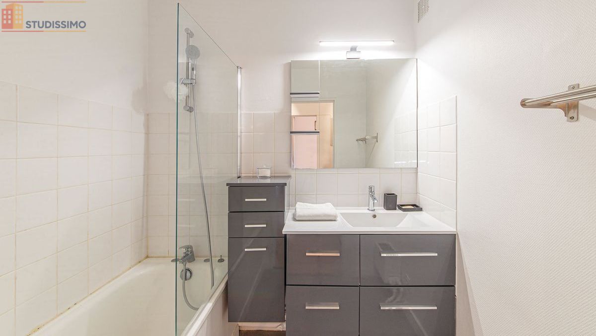 Studio meublé 38m² Angers 49000 - Meublé, 1er étage - Photo 20