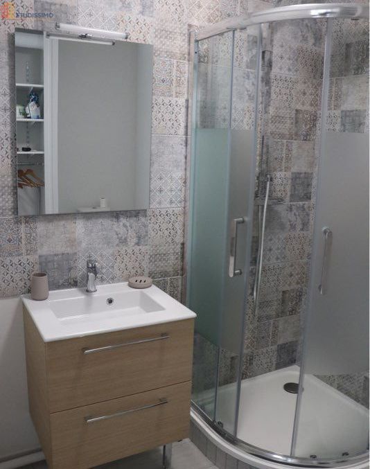 Studio meublé 30m² Saumur - Entièrement rénové, meublé - Photo 1