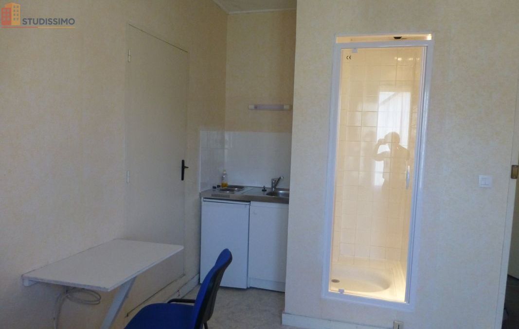Studio meublé 16m² Angers 49000 - Proche gare, lumineux - Photo 8