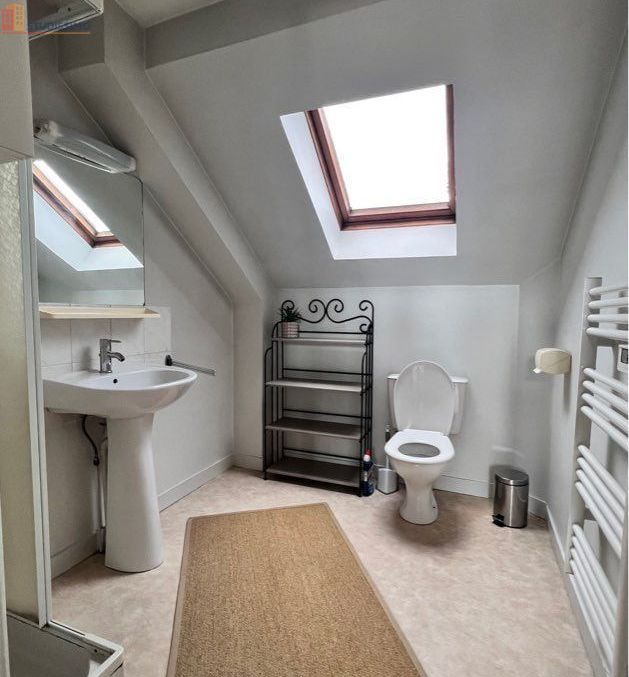 Studio meublé 17m² Angers 49000 - Proche gare, lumineux - Photo 1