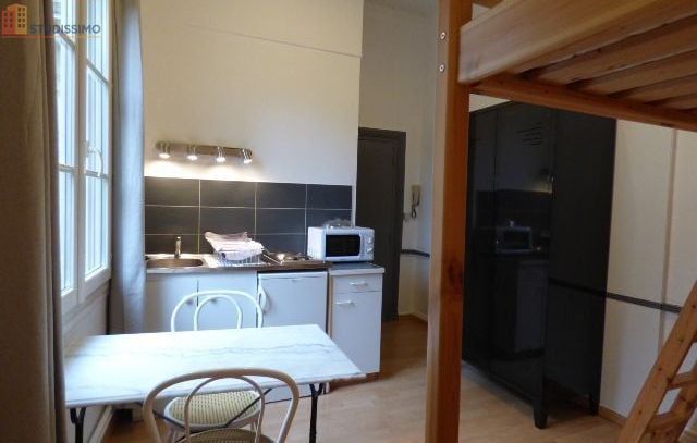 Studio meublé 17m² Angers 49100 - Meublé, rue St Jacques - Photo 4