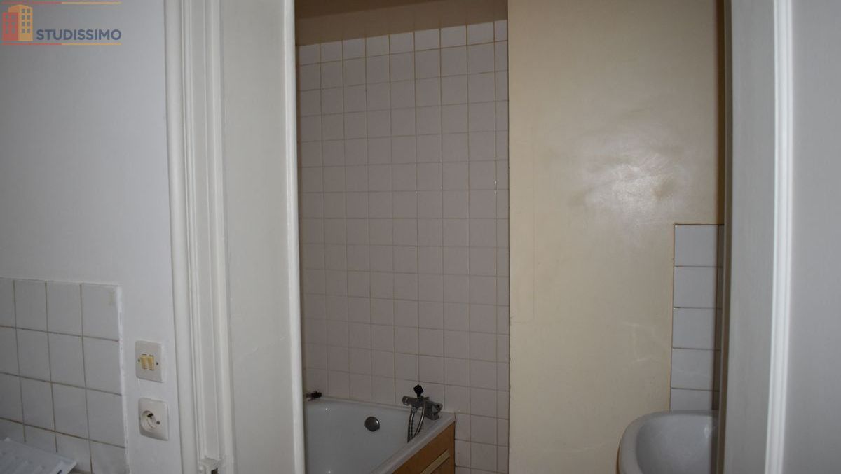 Studio 16m² Angers centre - disponible le 15/06/206 - Photo 12