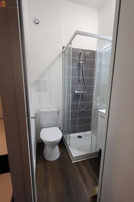 Studio meublé 15m² Les Ponts-de-Cé - Jardin, petit immeuble - Photo 11