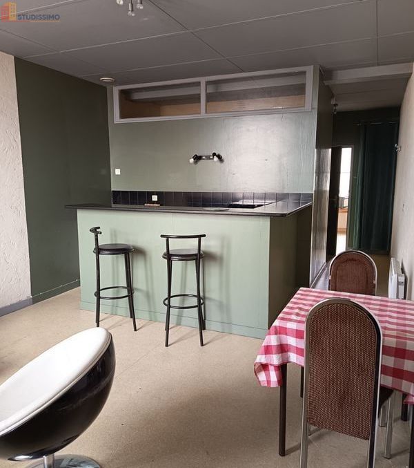 Studio meublé 28m² Pontorson - Meublé, 1er étage - Photo 1