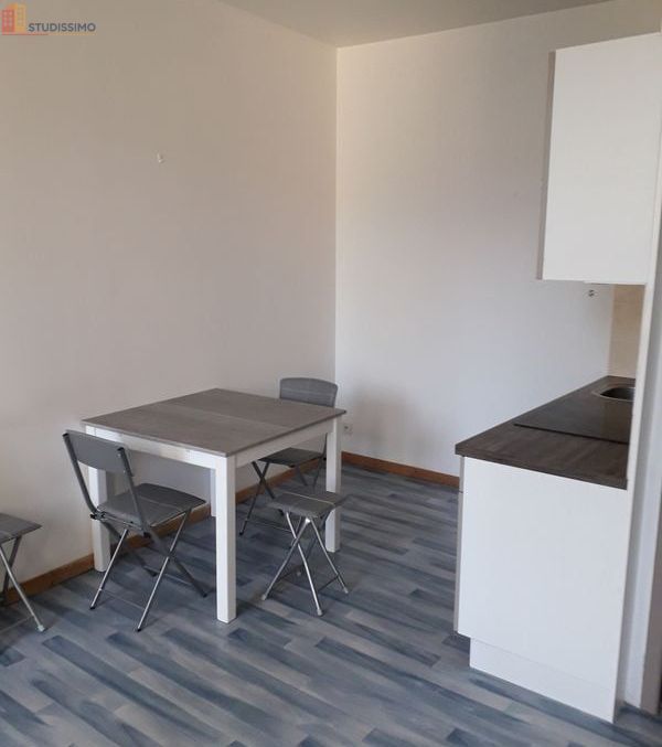 Studio meublé 24m² Coutances - Meublé, 1er étage - Photo 2