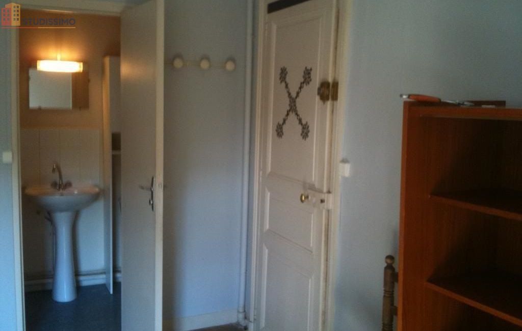 Studio 23m² Angers 49100 - Meublé, 3e étage - Photo 14