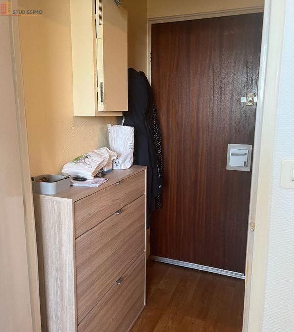 Studio 30m² Saumur - Meublé, dernier étage - Photo 24