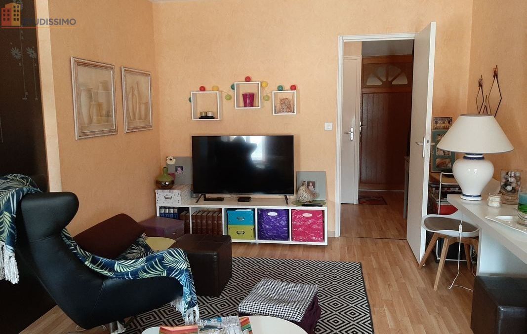 Studio 38m² Cholet - Cuisine séparée - Photo 15