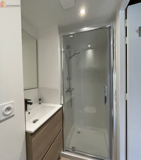 Studio 18m² Angers 49100 - Meublé, proche Doutre - Photo 2