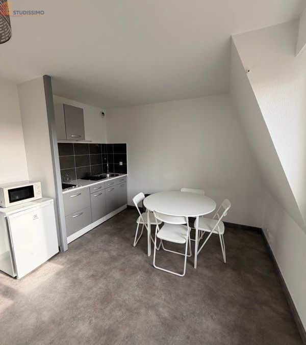 Studio meublé 23m² Cholet centre - Hyper centre - Photo 16