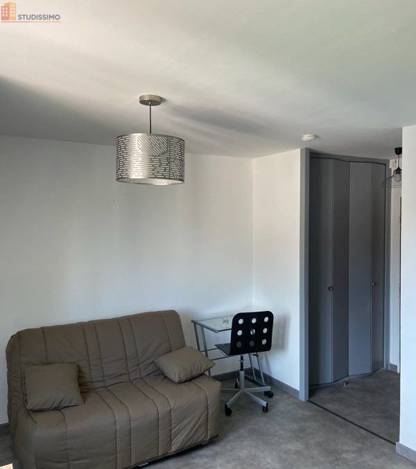 Studio meublé 23m² Cholet centre - Hyper centre - Photo 14