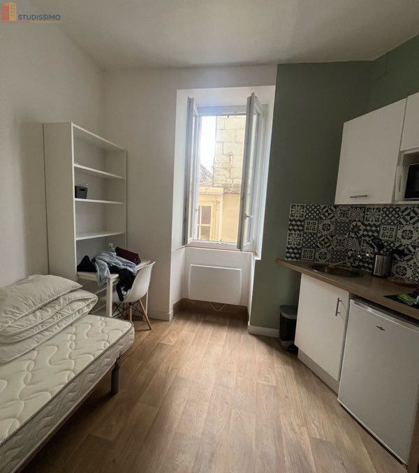 Studio meublé 15m² Angers 49000 - Proche UCO, rue Rabelais - Photo 8