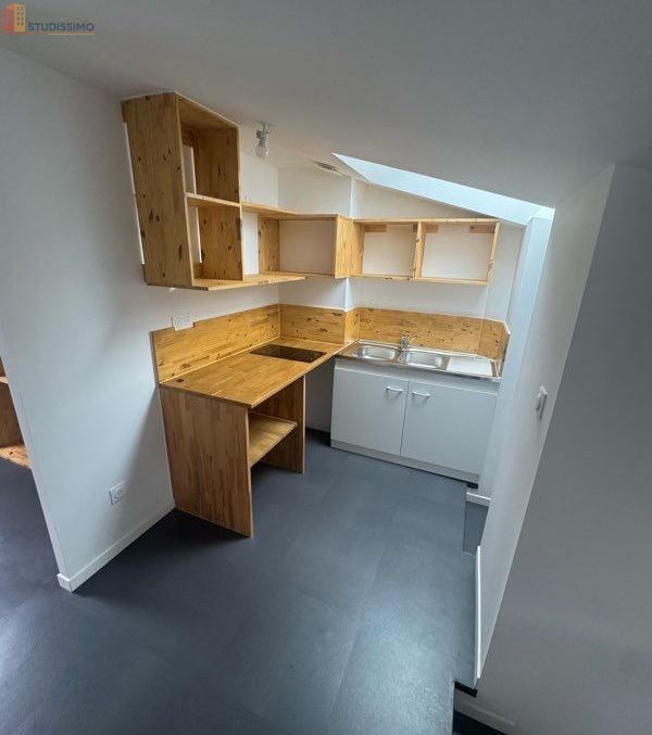 Studio 30m² Saumur - Étage élevé, DPE C - Photo 3