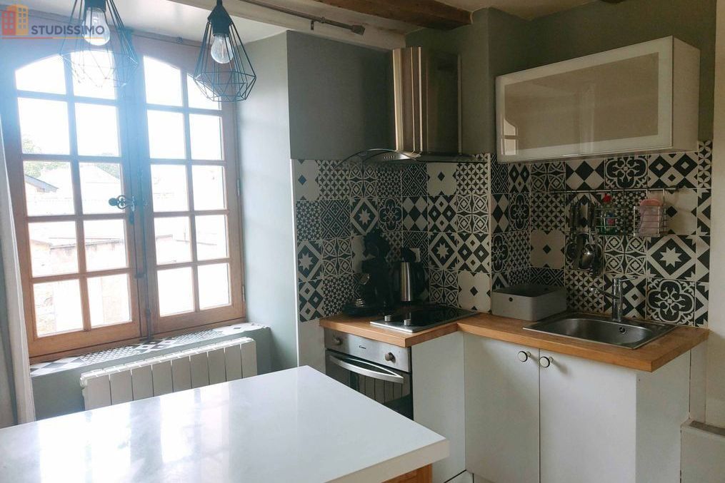 Studio meublé 25m² Morannes-sur-Sarthe-Daumeray 49640 - Meublé - Photo 17