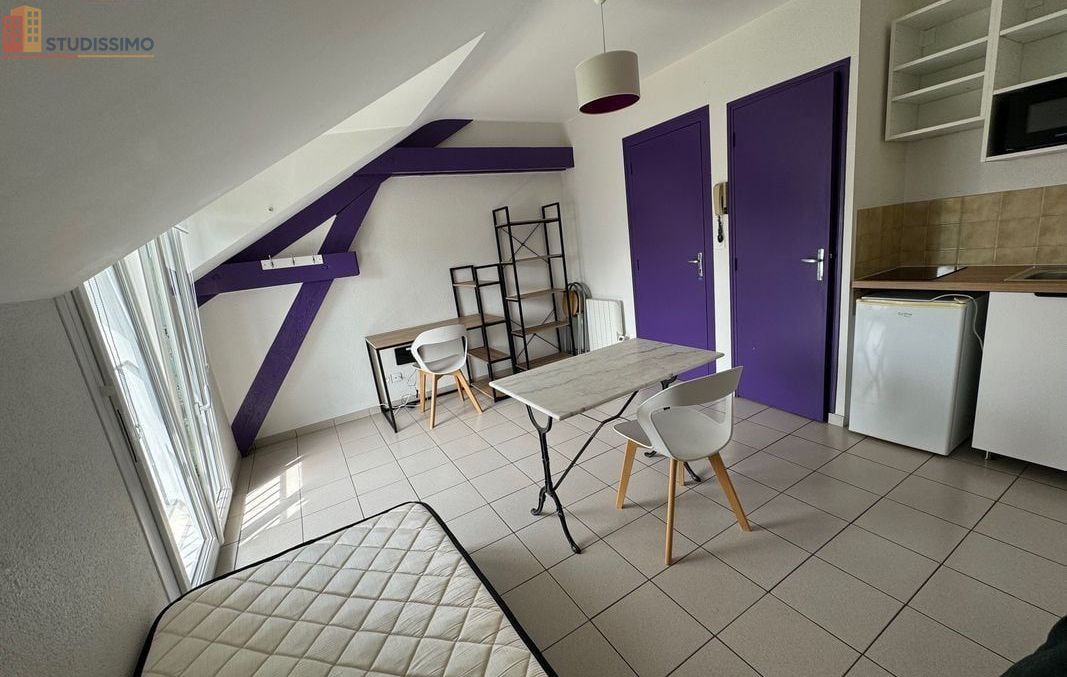 Studio 16m² Angers 49000 - Meublé, proche commodités - Photo 1