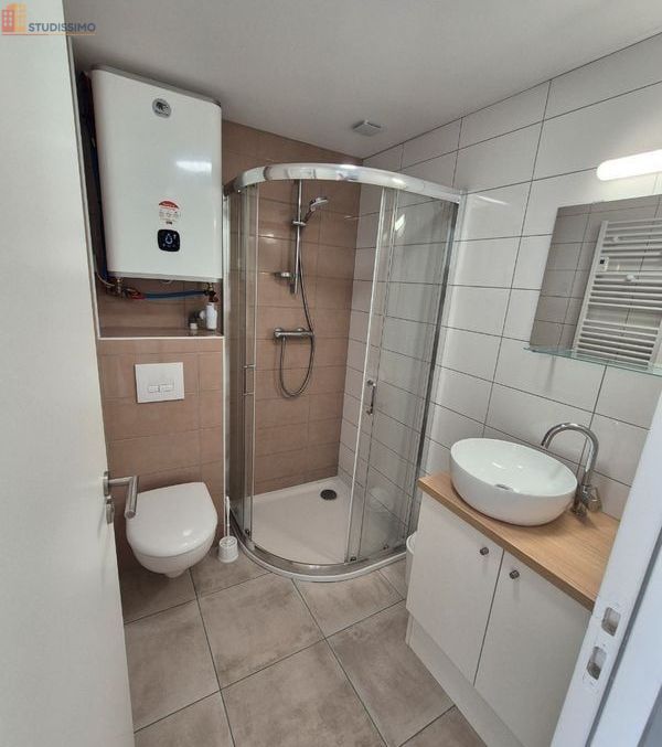 Studio meublé 18m² Angers 49100 - Meublé, 1 pièce - Photo 1