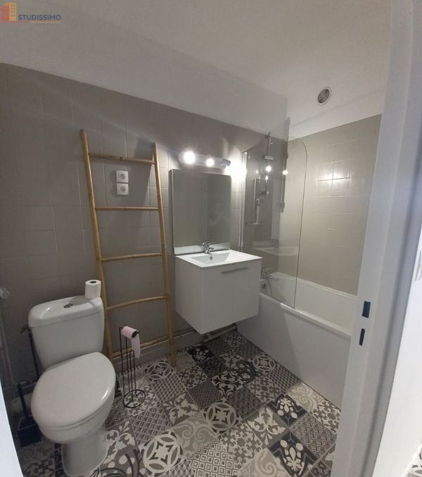 Studio meublé 35m² Angers centre - Lumineux, 11e étage - Photo 8