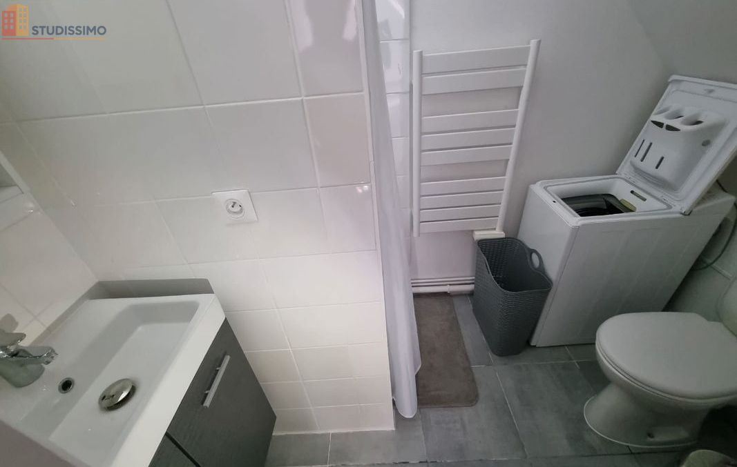 Studio meublé 18m² Angers 49000 - Beau, lumineux - Photo 2