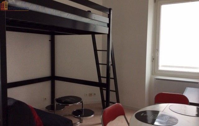 Studio meublé 20m² Cholet 49300 - Hyper centre - Photo 13