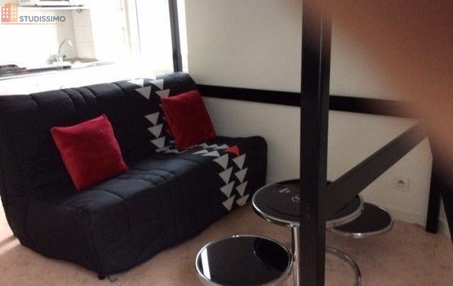 Studio meublé 20m² Cholet 49300 - Hyper centre - Photo 14
