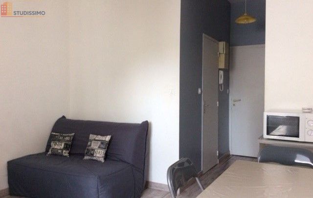 Studio meublé 20m² Cholet 49300 - Hyper centre - Photo 8