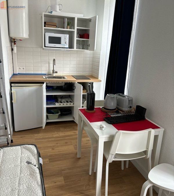 Studio meublé 16m² Angers 49100 - Meublé, court séjour - Photo 9