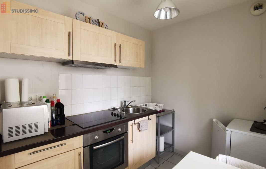 Studio meublé 30m² Reims 51100 - Meublé, DPE D - Photo 3