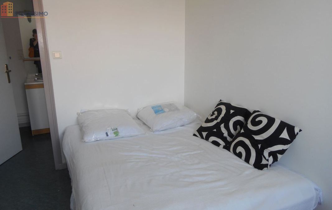 Studio meublé 28m² Reims 51100 - Meublé, DPE C - Photo 4