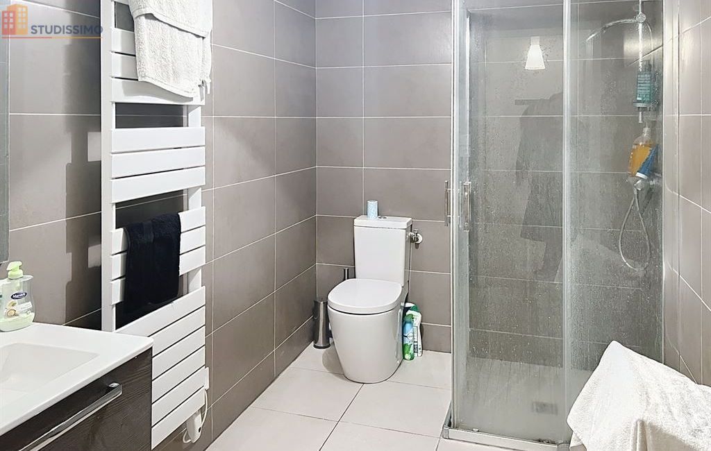 Studio 38m² Reims - Lumineux, DPE C - Photo 3