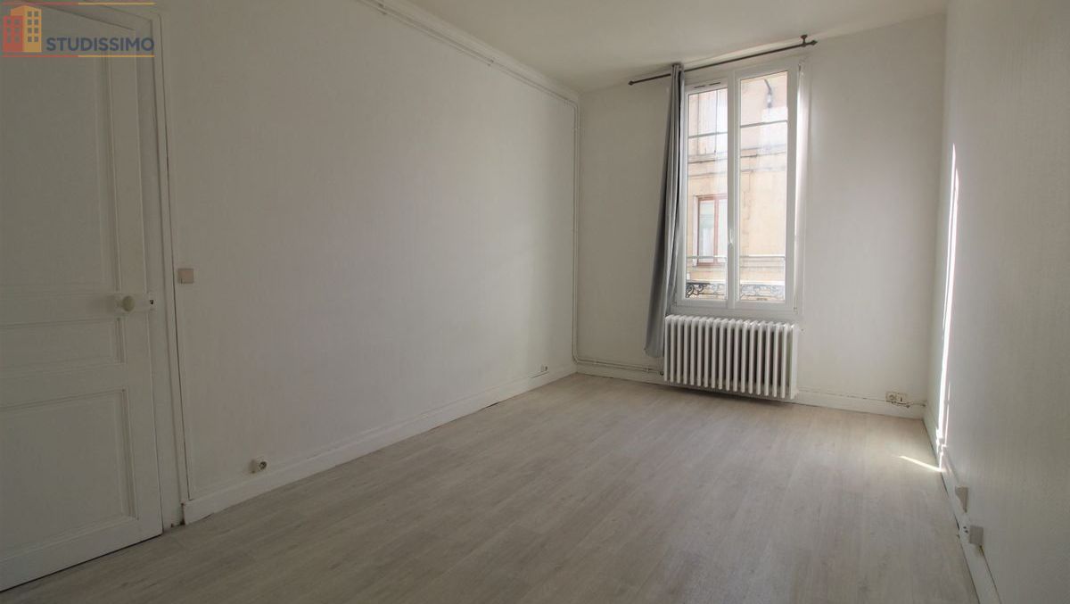 Studio à Reims