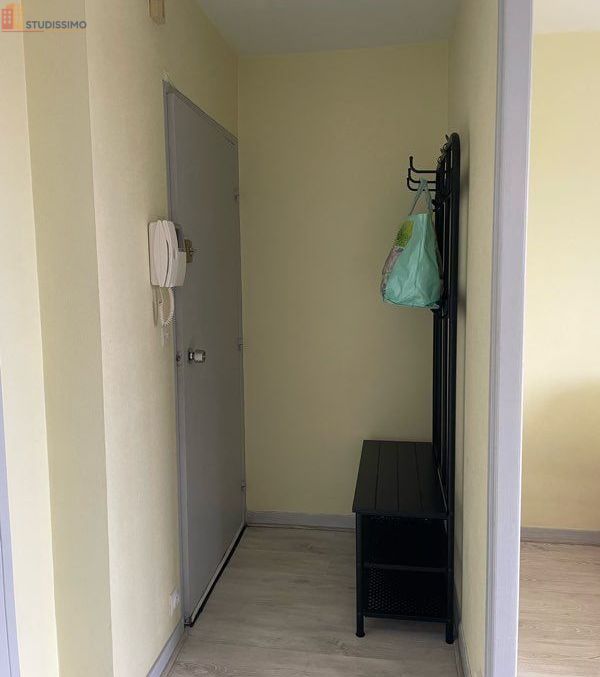 Studio 30m² Reims 51100 - Meublé, 5e étage - Photo 4