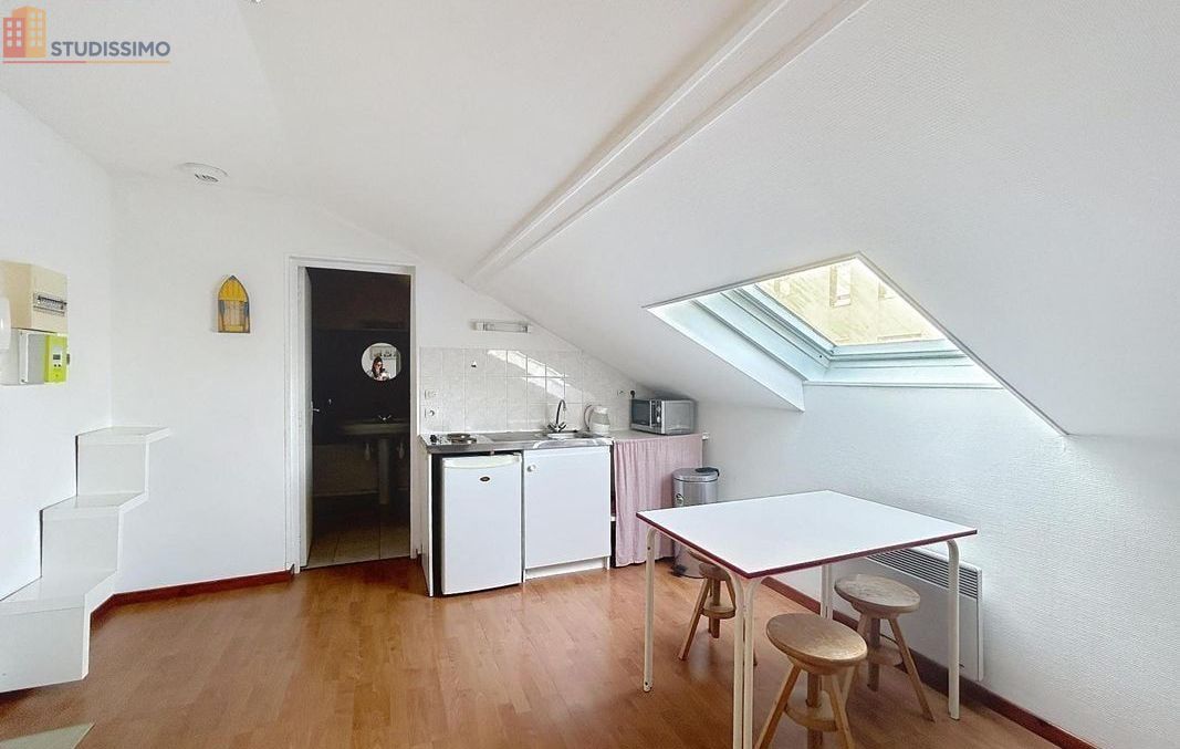 Studio meublé 15m² Reims 51100 - Meublé, 2e étage - Photo 2