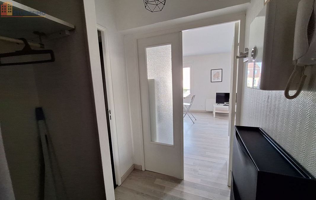 Studio meublé 31m² Reims 51100 - Lumineux, DPE C - Photo 2