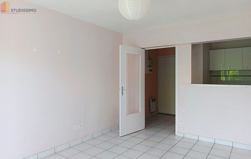 Studio 24m² Reims 51100 - 2e étage, lumineux - Photo 4