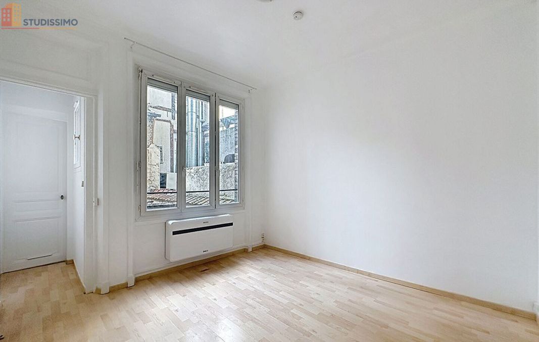 Studio à Reims
