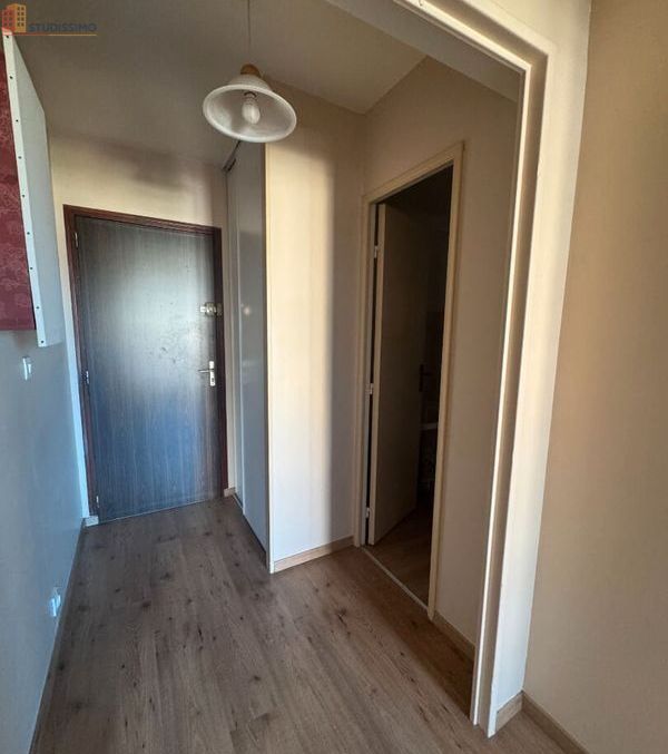 Studio 30m² Reims 51100 - Lumineux, 2e étage - Photo 2